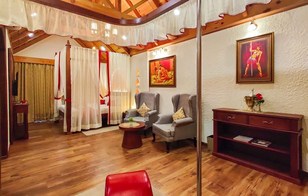 Tribhuja Lavanya suites in Uttarakhand (4)